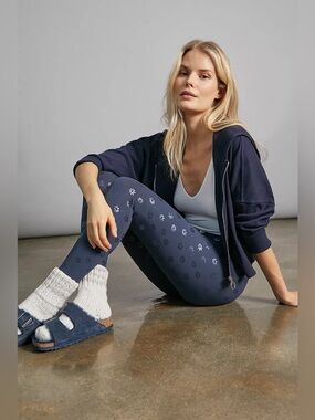 Beyond Yoga Daisy Shimmer Leggings